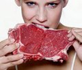 Потребление красного мяса опасно для сосудов
